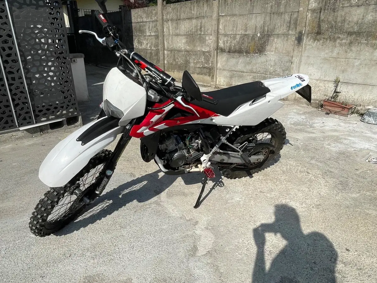 Husqvarna WRE 125 (2010 - 13) (4)