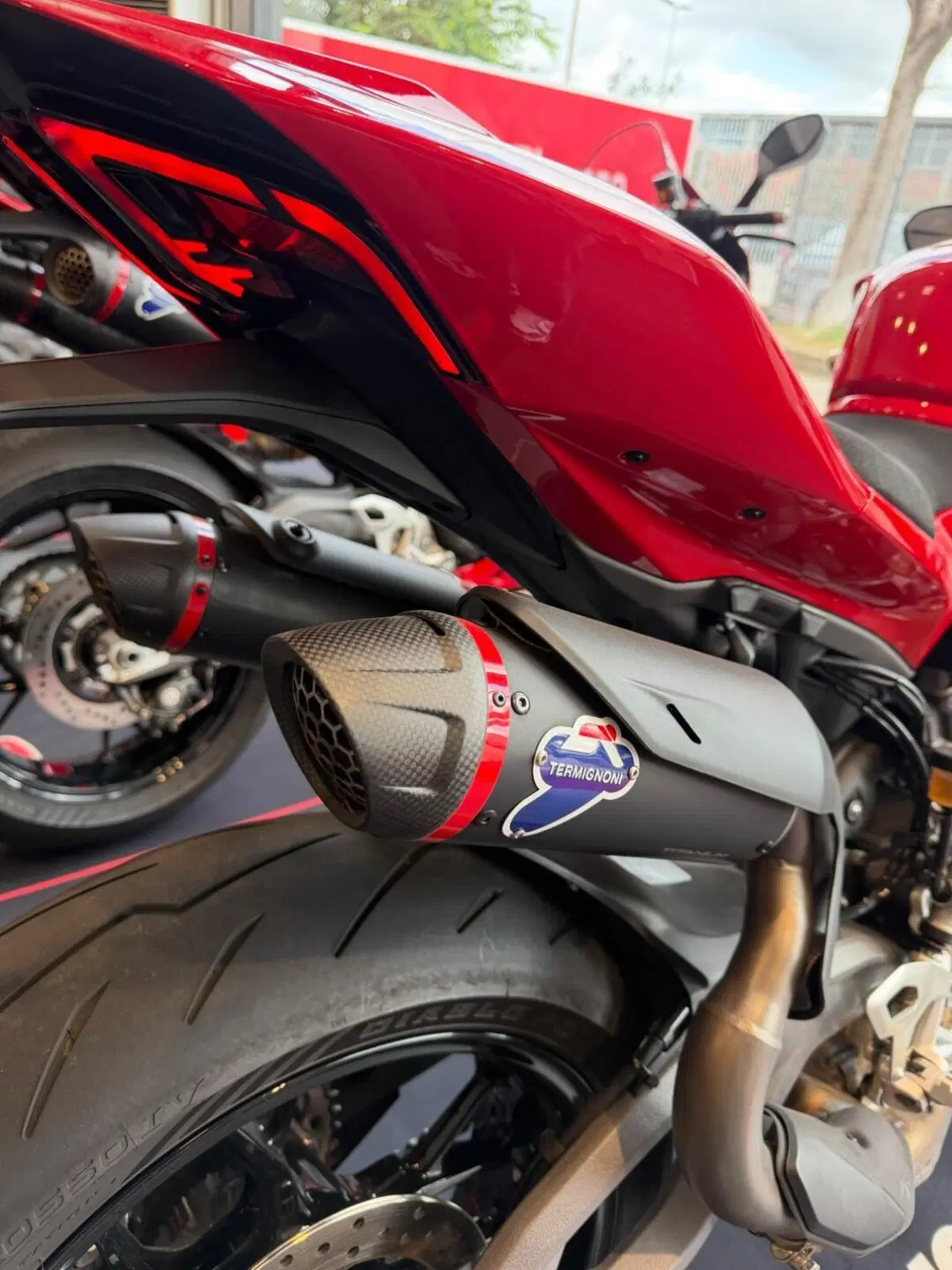 Ducati Panigale V2 S (2025 - 26) (7)