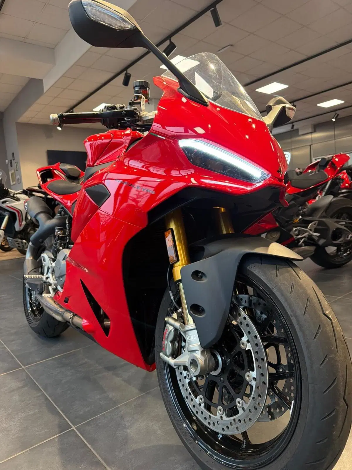 Ducati Panigale V2 S (2025 - 26) (3)