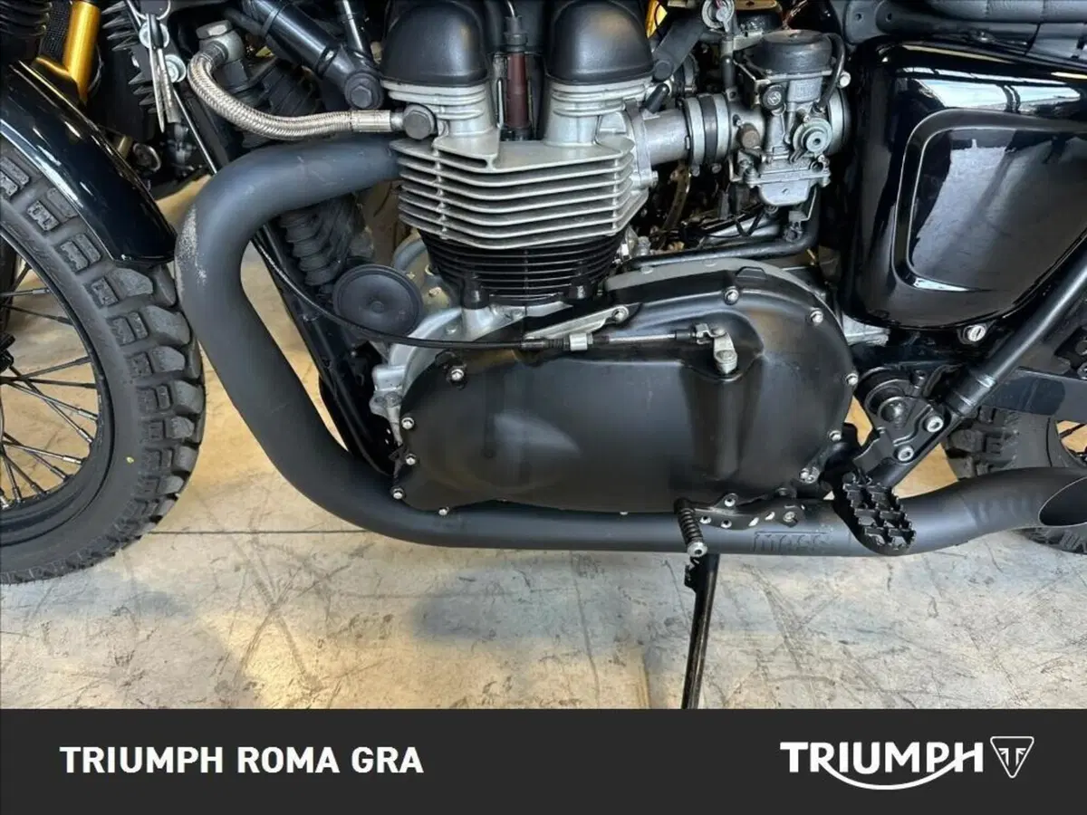 Triumph Bonneville T100 (2001 - 07) (9)