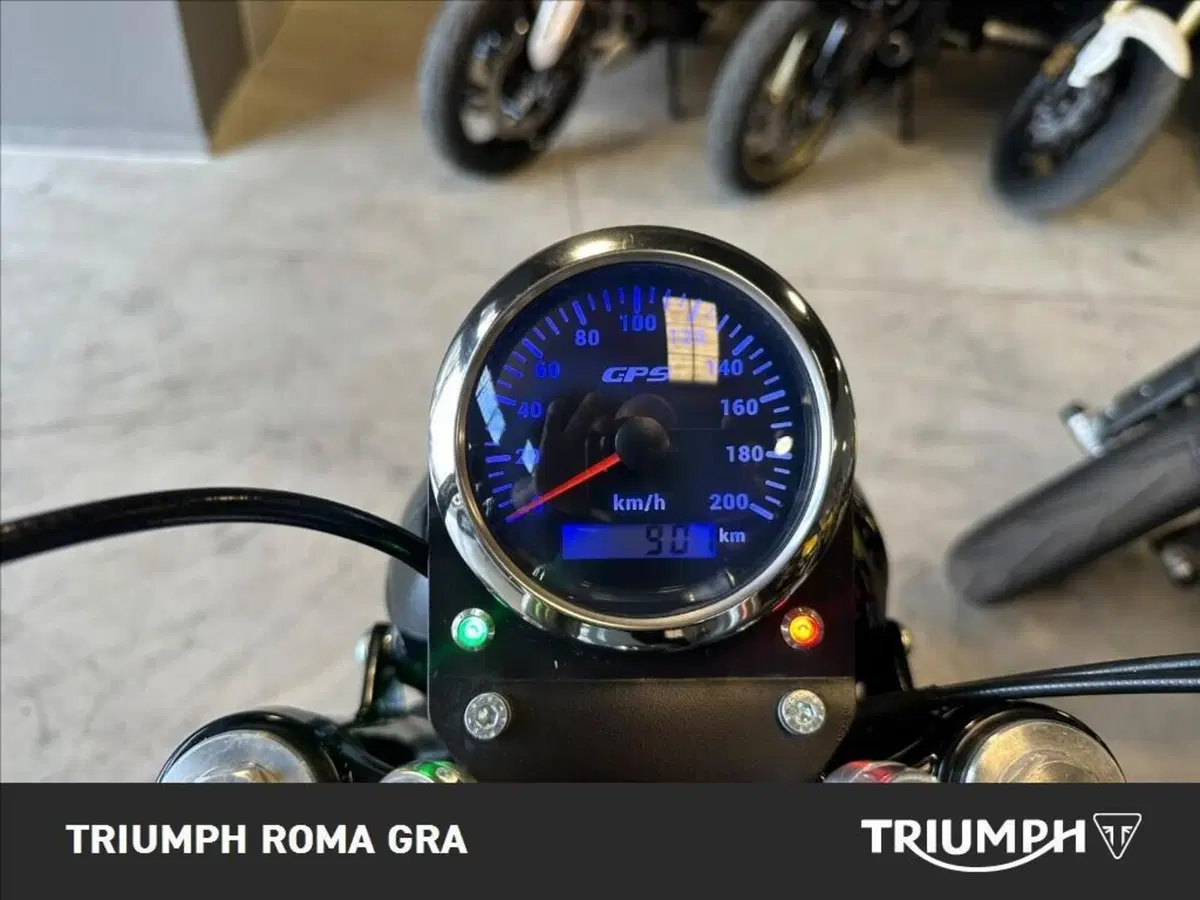 Triumph Bonneville T100 (2001 - 07) (4)