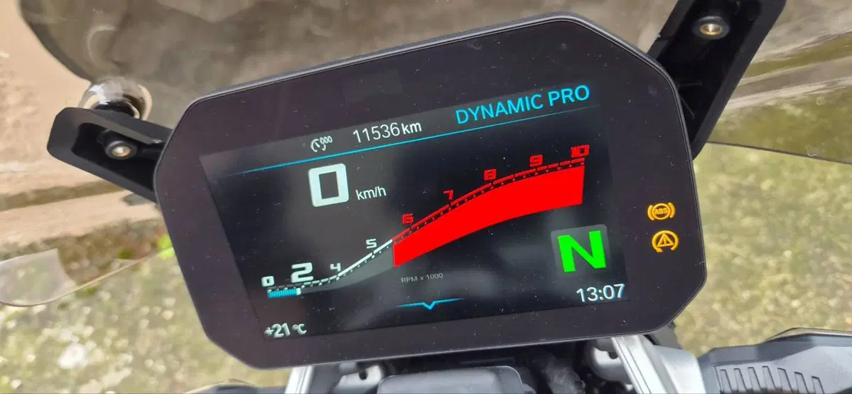 Bmw R 1250 R (2021 - 25) (4)