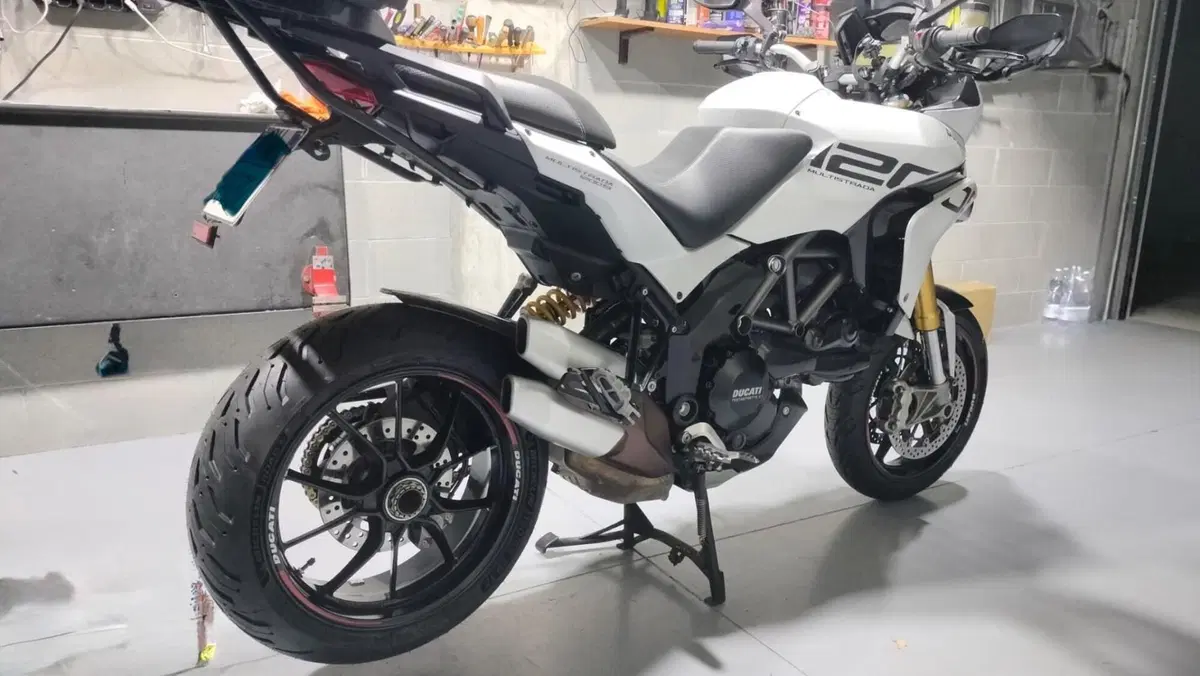 Ducati Multistrada 1200 ABS (2010 - 12) (3)