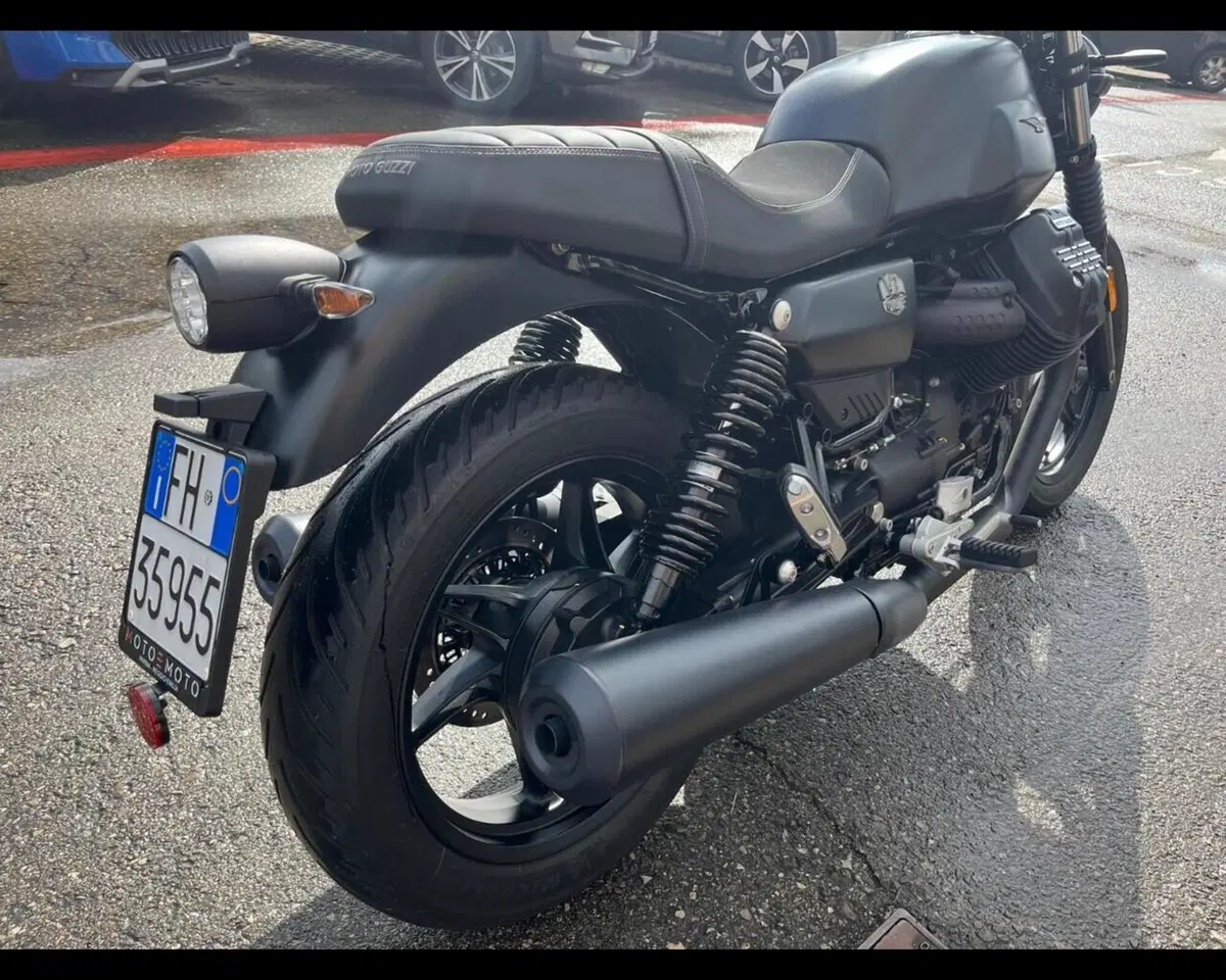 Moto Guzzi V7 850 Stone Special Abs (2021) (11)