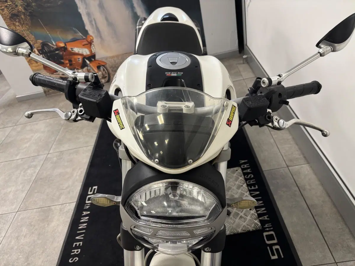 Ducati Monster 696 (2008 - 13) (6)