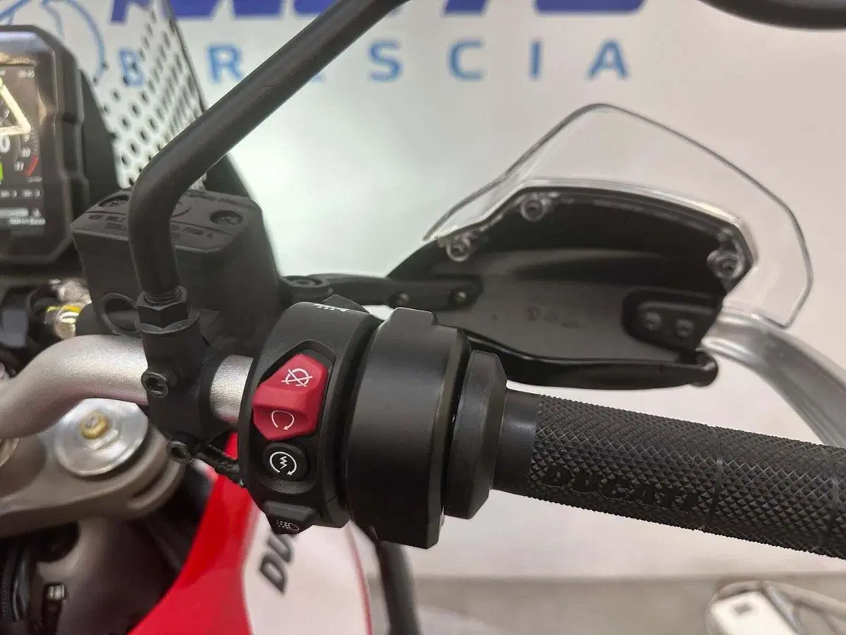 Ducati DesertX Discovery (2025) (12)
