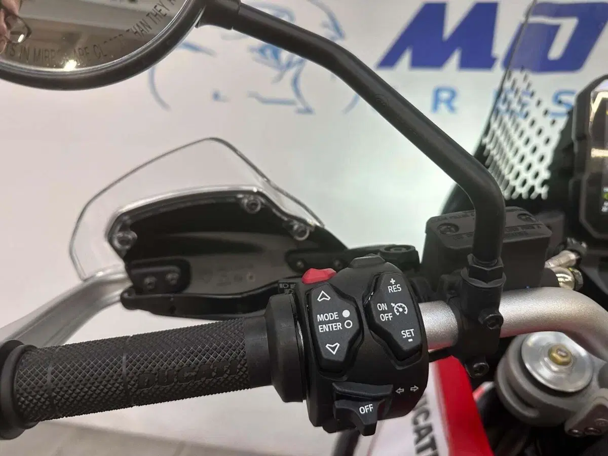 Ducati DesertX Discovery (2025) (13)