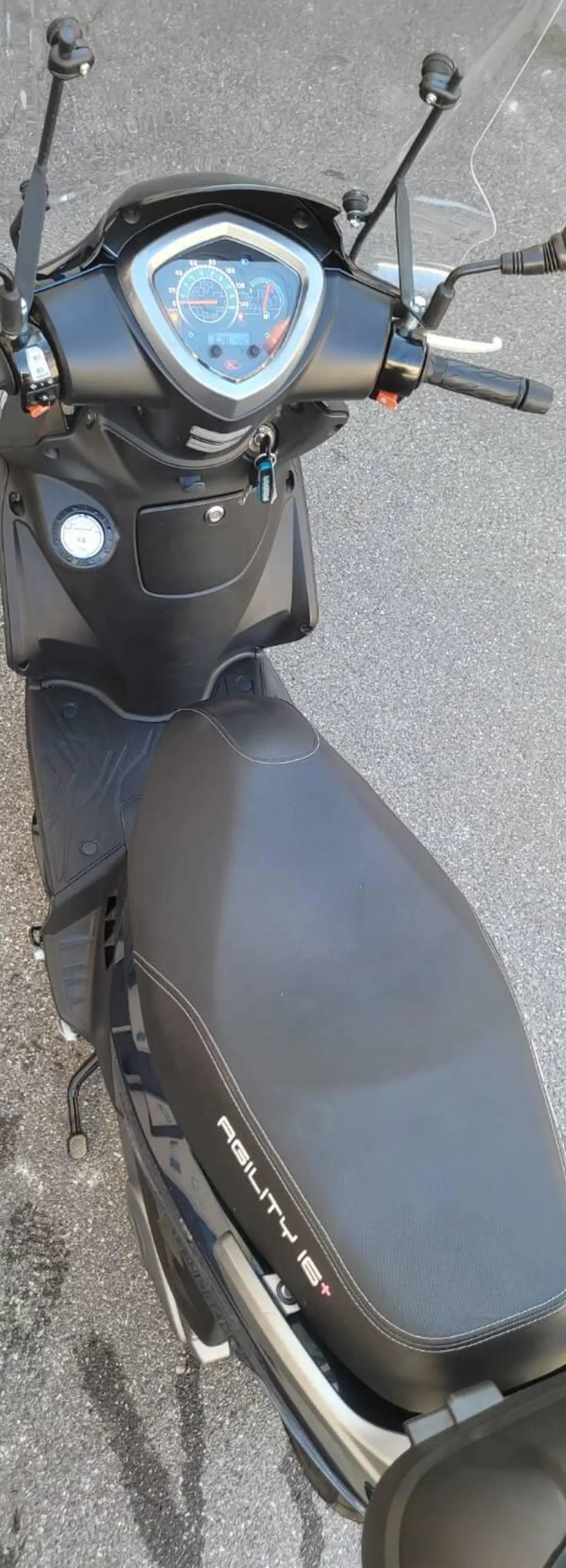 Kymco Agility 200i R16 + (2021 - 25) (7)