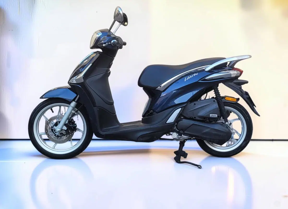 Piaggio Liberty 50 i-get (2016 - 18) (2)
