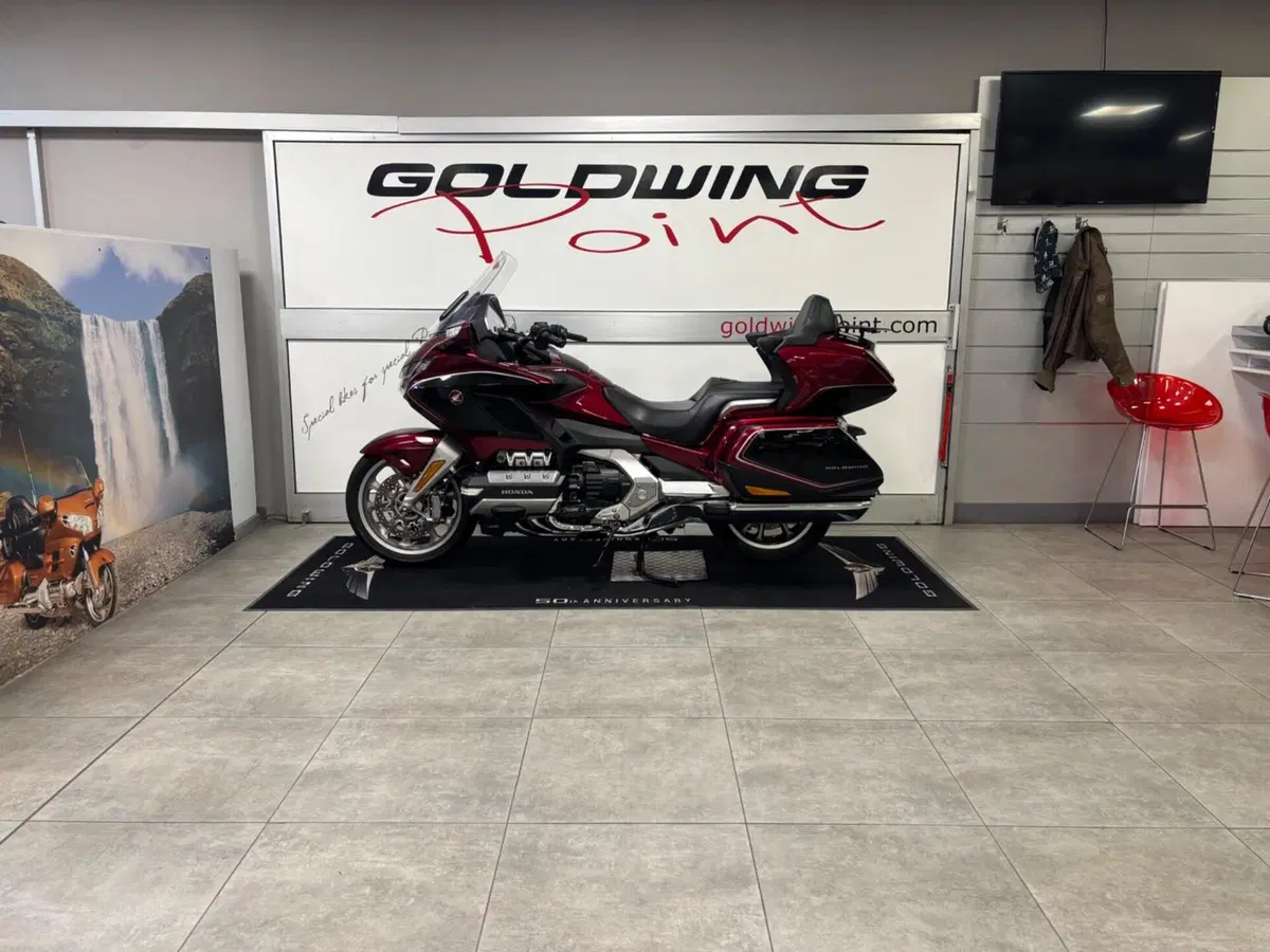 Honda GL 1800 Gold Wing Tour DTC (2018 - 20) (2)