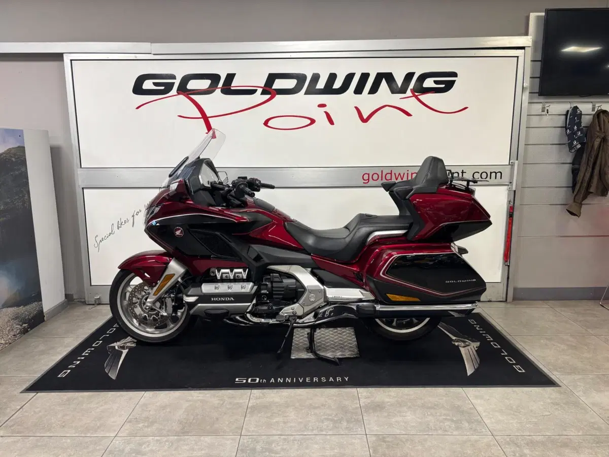 Honda GL 1800 Gold Wing Tour DTC (2018 - 20) (5)