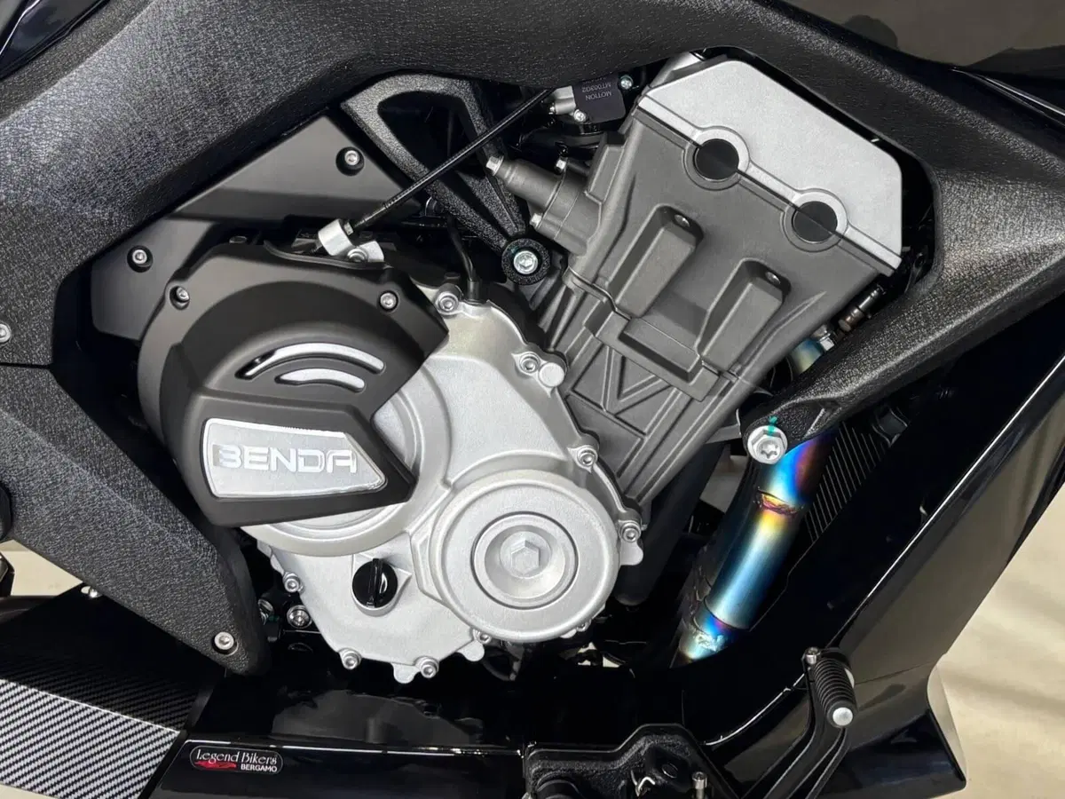 Benda Motorcycles LFC 700 (2024 - 26) (3)
