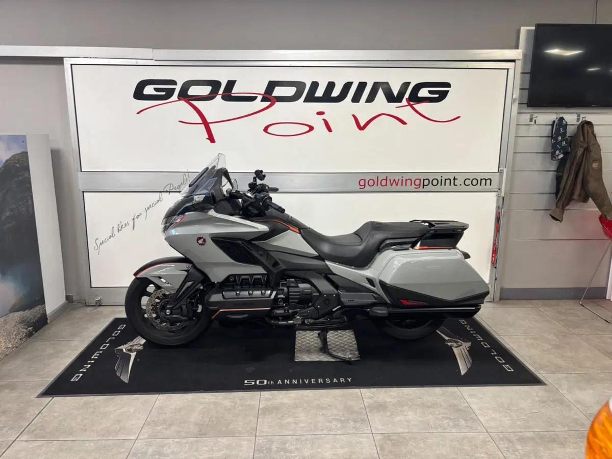 Honda GL 1800 Gold Wing DCT (2021 - 24) (2)