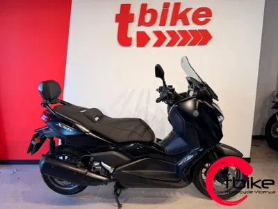 Yamaha X-Max 300 Tech Max (2021 - 24) usata