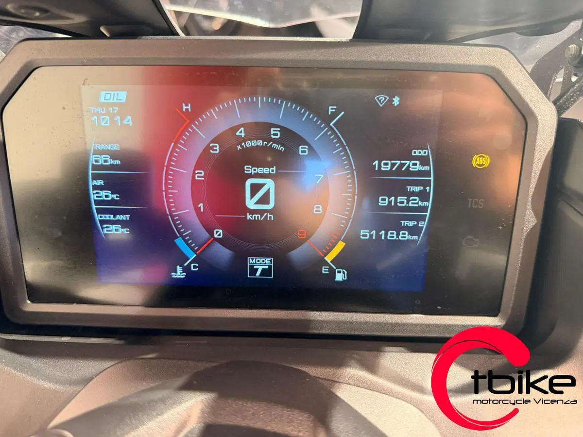 Yamaha T-Max 560 (2022 - 24) (3)