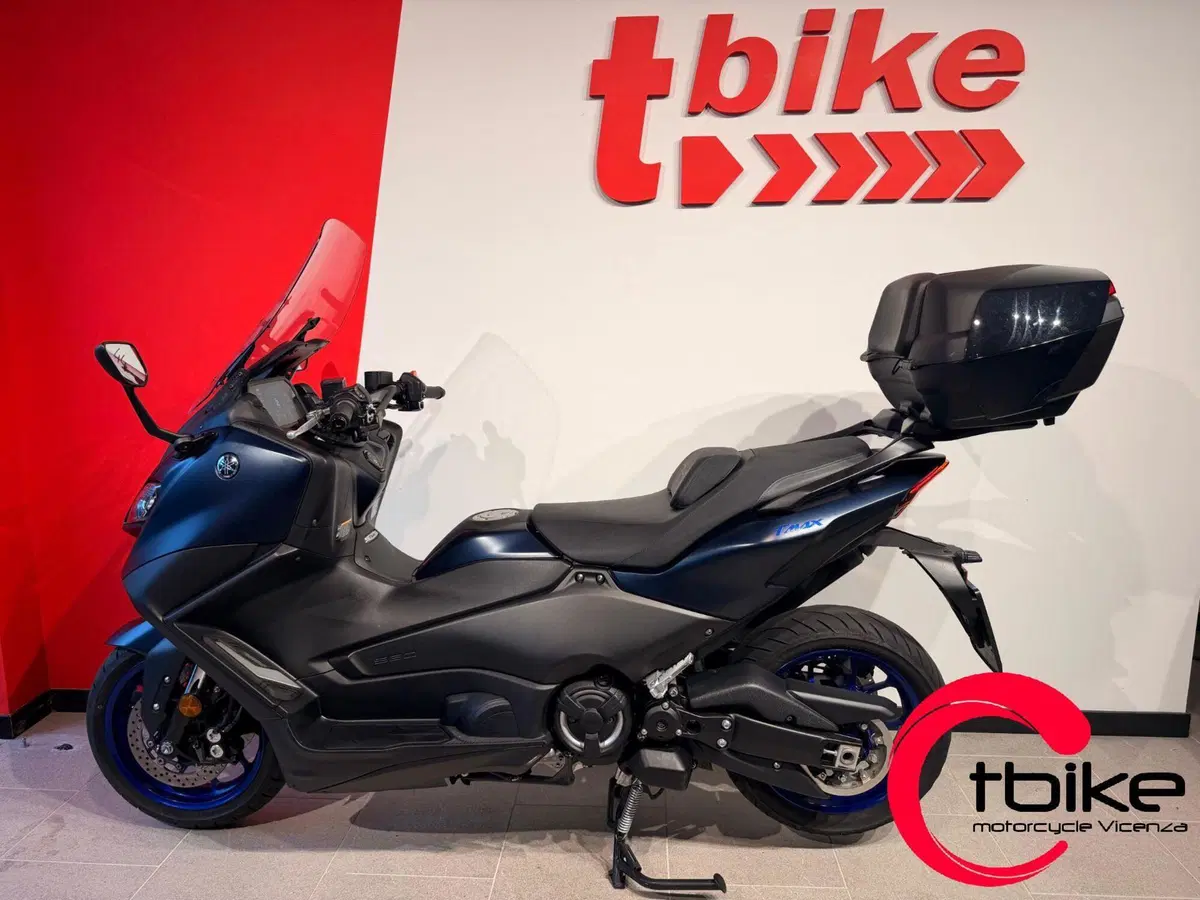 Yamaha T-Max 560 (2022 - 24) (4)