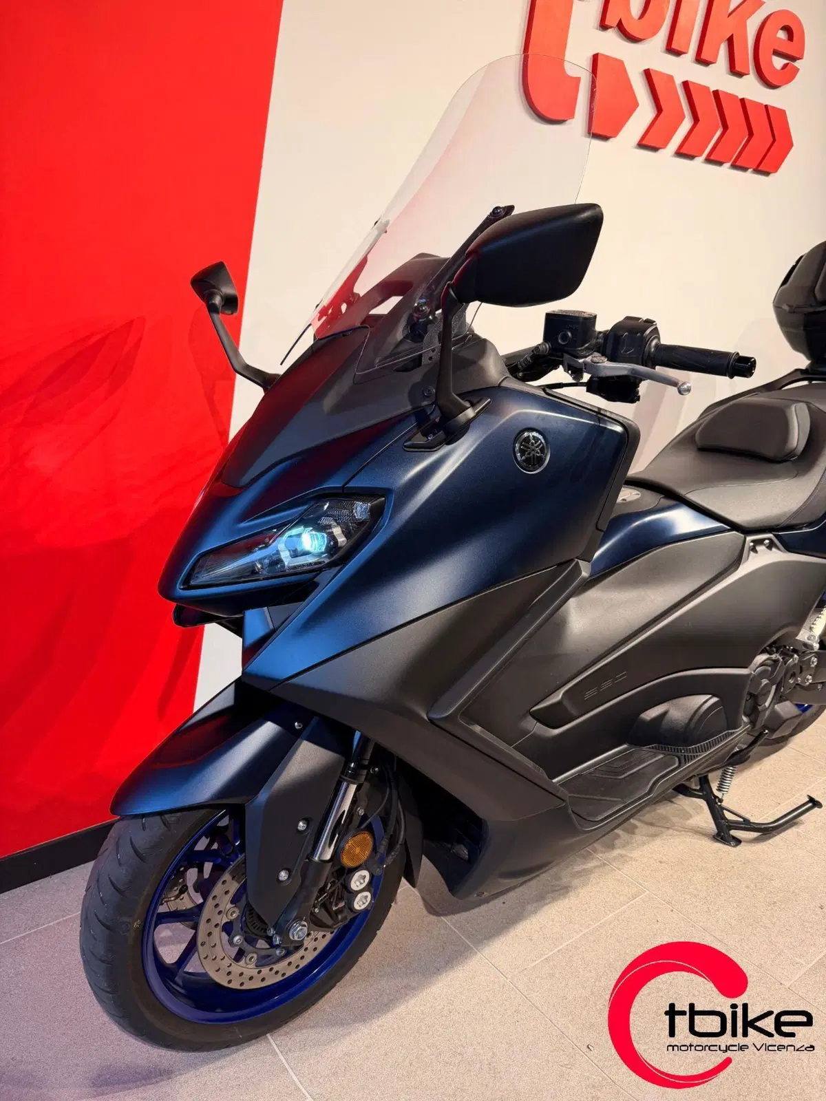 Yamaha T-Max 560 (2022 - 24) (5)