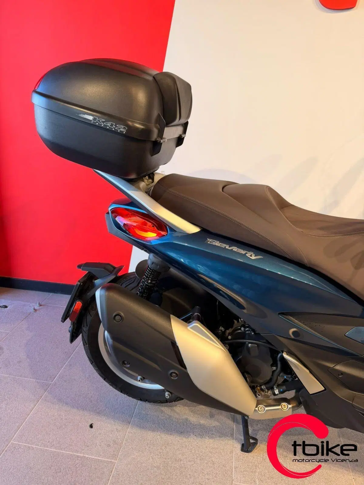 Piaggio Beverly 400 ABS-ASR (2021 - 24) (4)