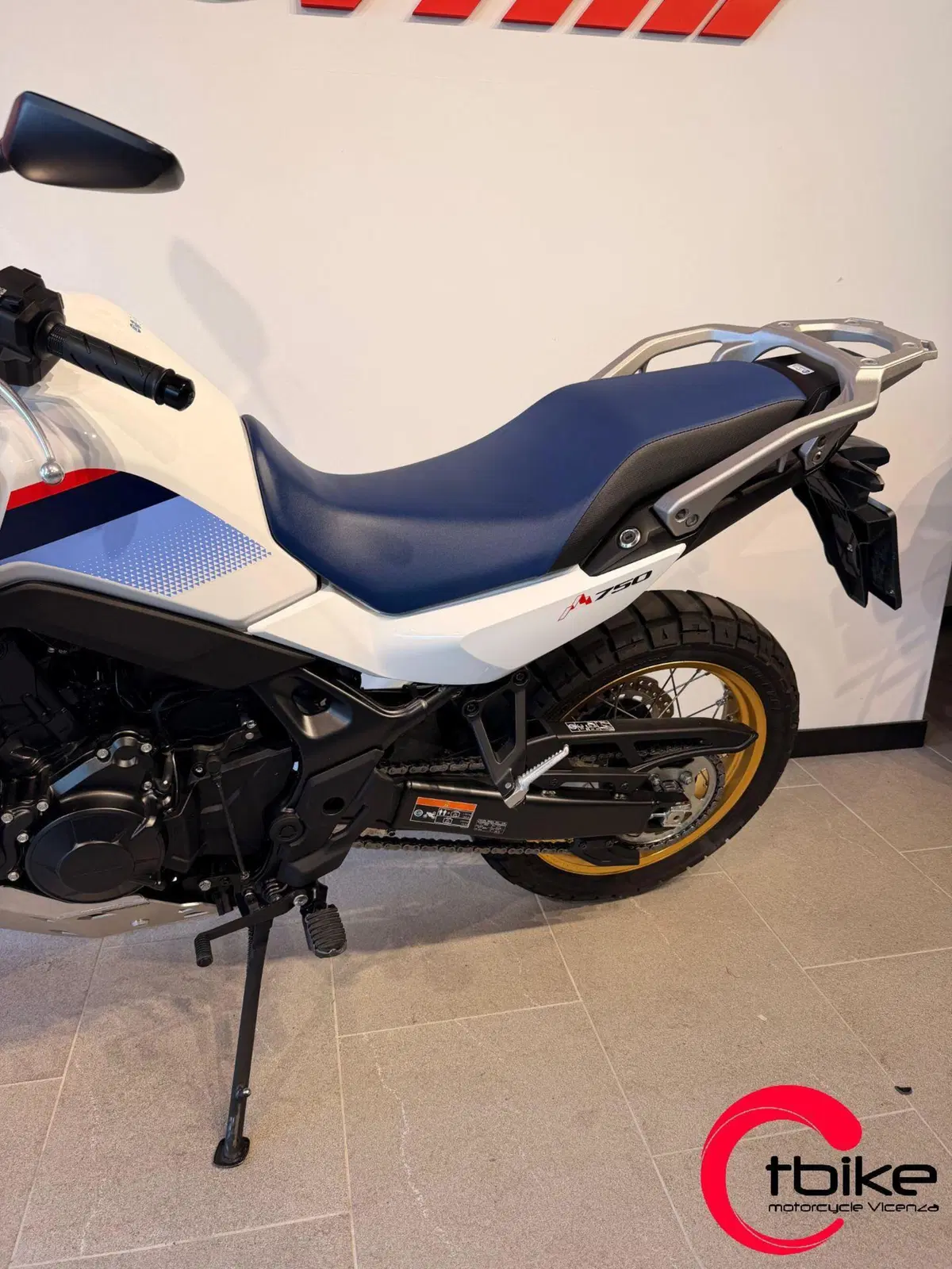 Honda Transalp XL750 (2023 - 24) (4)