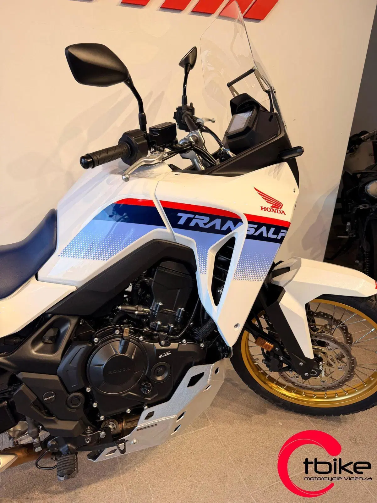 Honda Transalp XL750 (2023 - 24) (6)