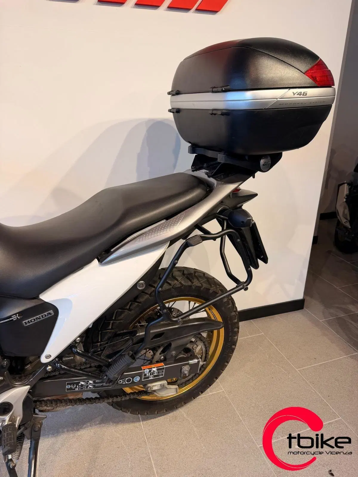 Honda Transalp XL 700 V (2007 - 13) (6)