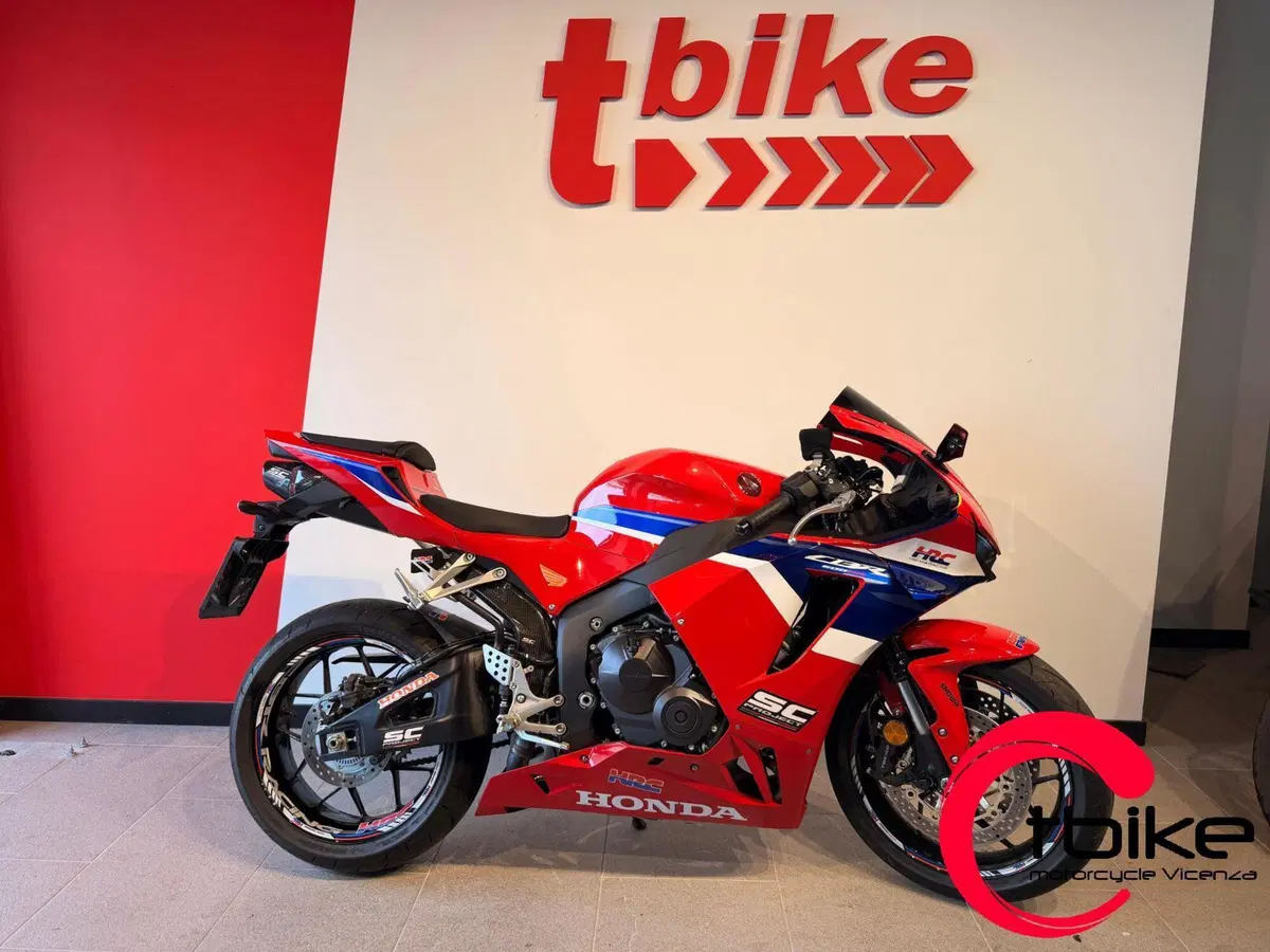 Honda CBR 600 RR (2024 - 26)