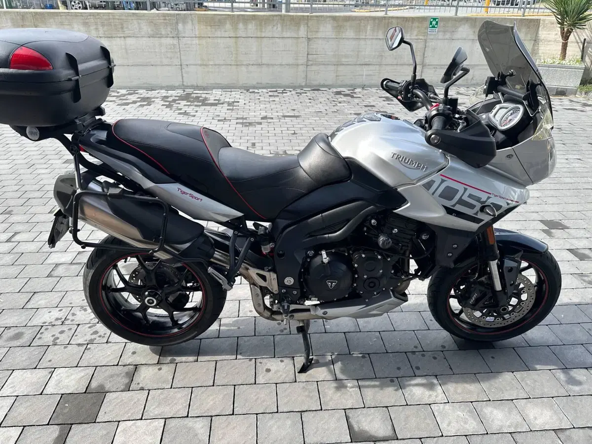 Triumph Tiger 1050 Sport ABS (2016 - 20) (2)