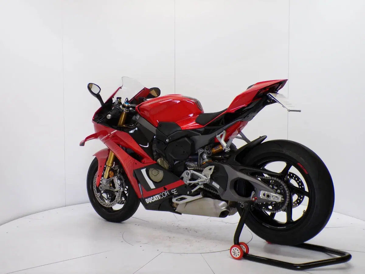 Ducati Panigale V4 S (2025 - 26) (5)