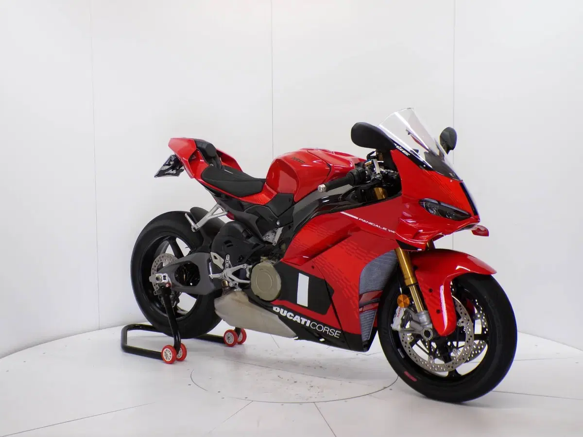 Ducati Panigale V4 S (2025 - 26) (2)