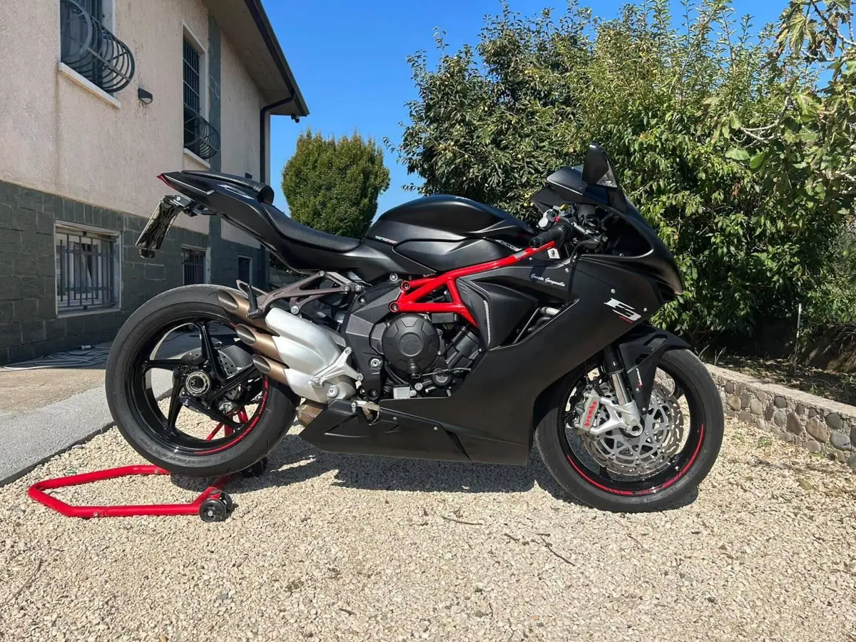 MV Agusta F3 800 EAS ABS (2017 - 20) (4)