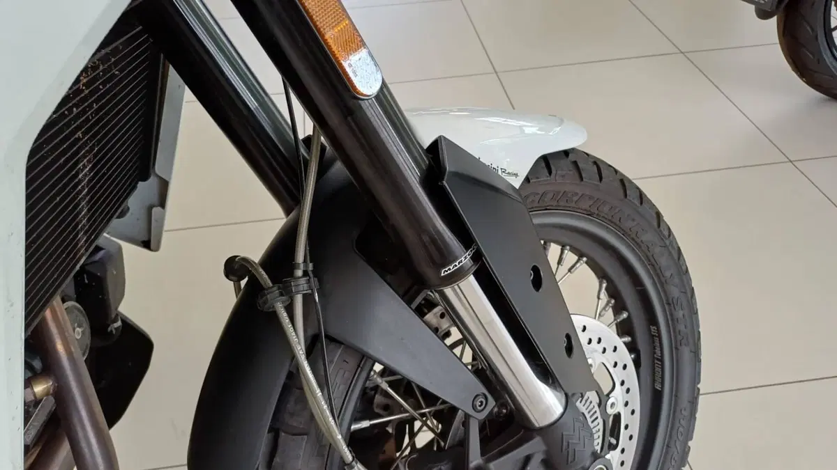 Moto Morini X-Cape 650 (2021 - 26) (10)