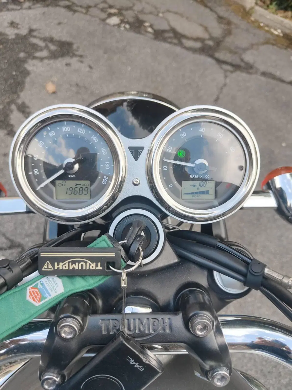 Triumph Bonneville T120 (2021 - 25)