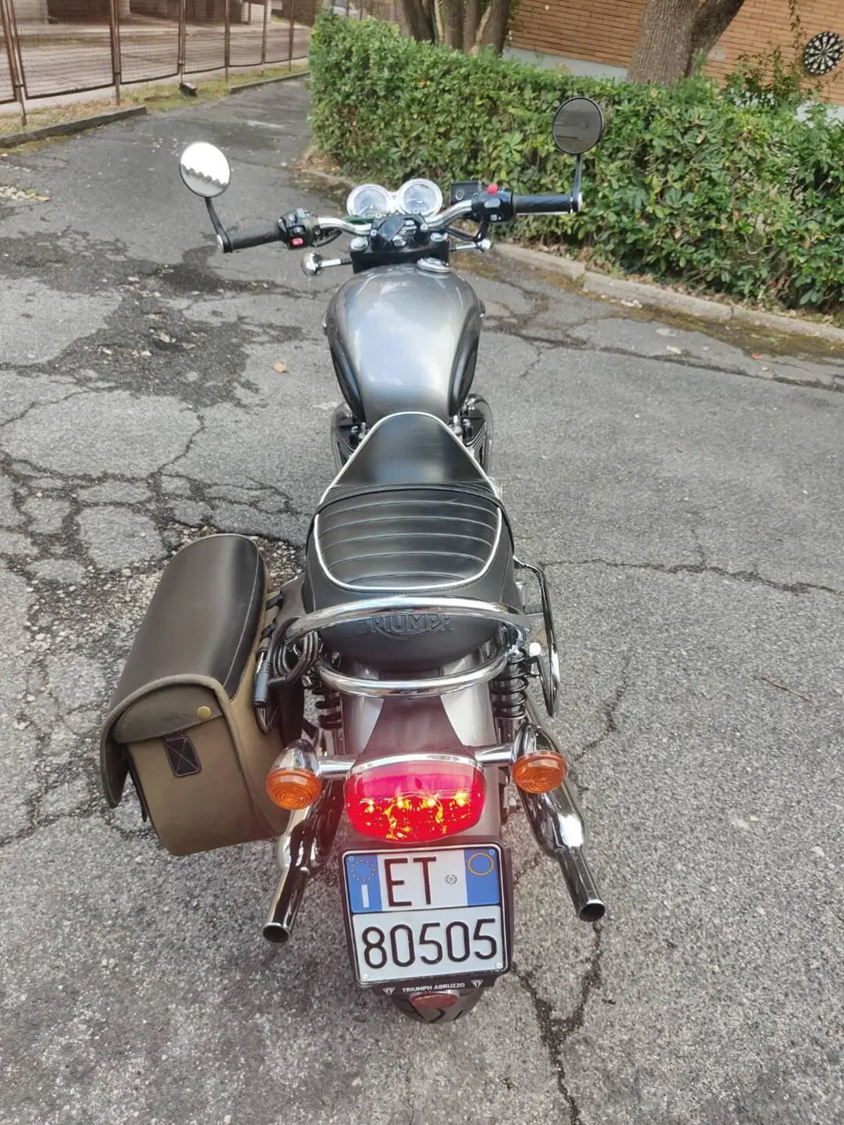 Triumph Bonneville T120 (2021 - 25) (4)
