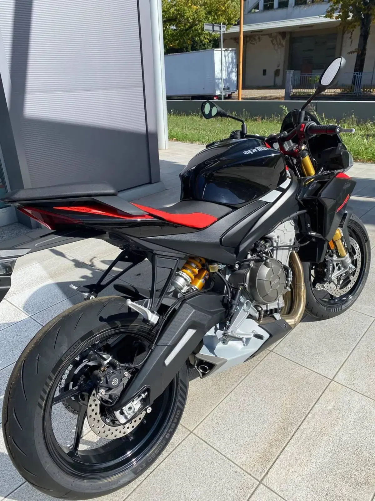 Aprilia Tuono 660 Factory (2025 - 26) (2)