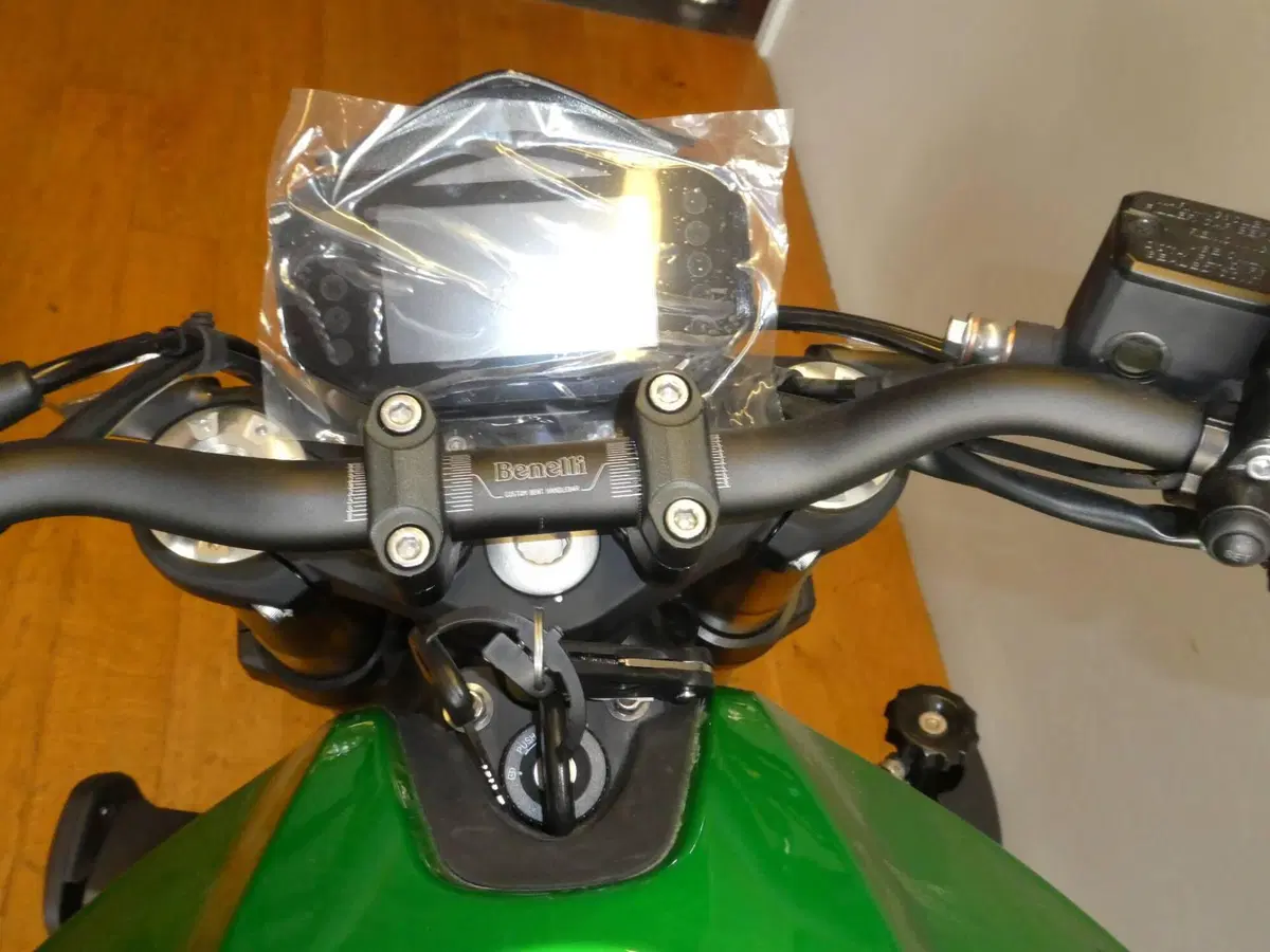Benelli 752 S (2022 - 25) (4)