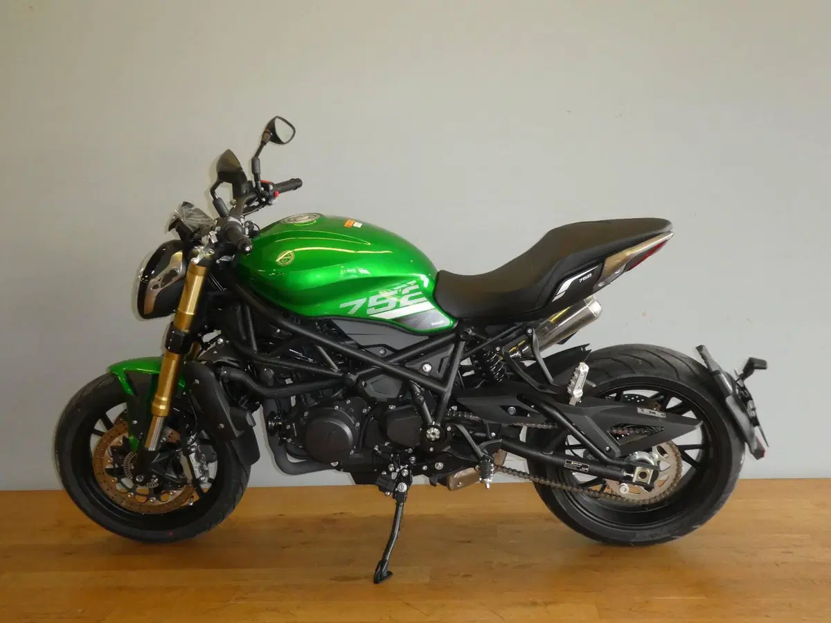 Benelli 752 S (2022 - 25)