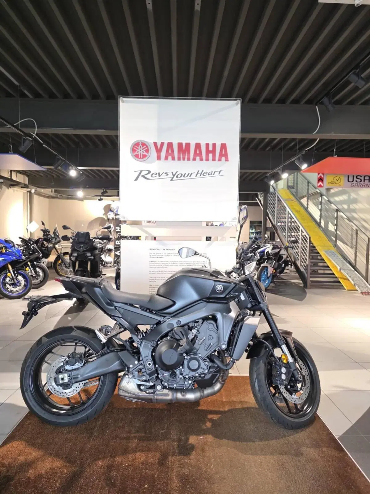 Yamaha MT-09 Y-AMT (2024 - 26)