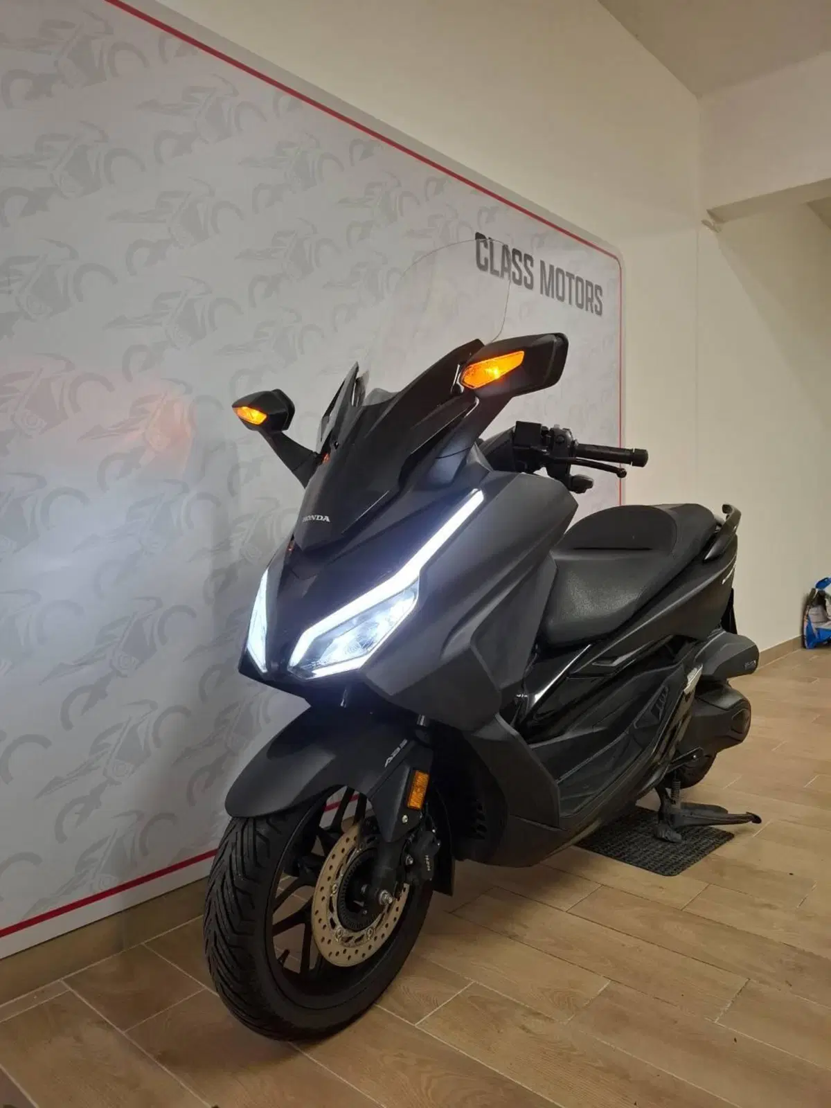 Honda Forza 350 (2022 - 24) (4)