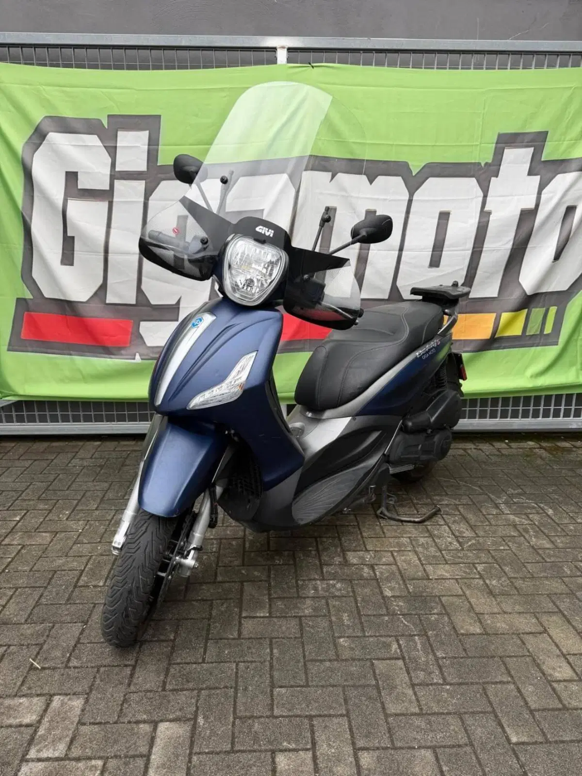 Piaggio Beverly 300 i.e. ABS-ASR (2016 - 20) (5)