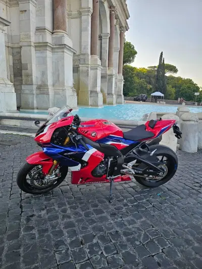 Honda CBR 1000 RR-R Fireblade SP (2020 - 21) usata