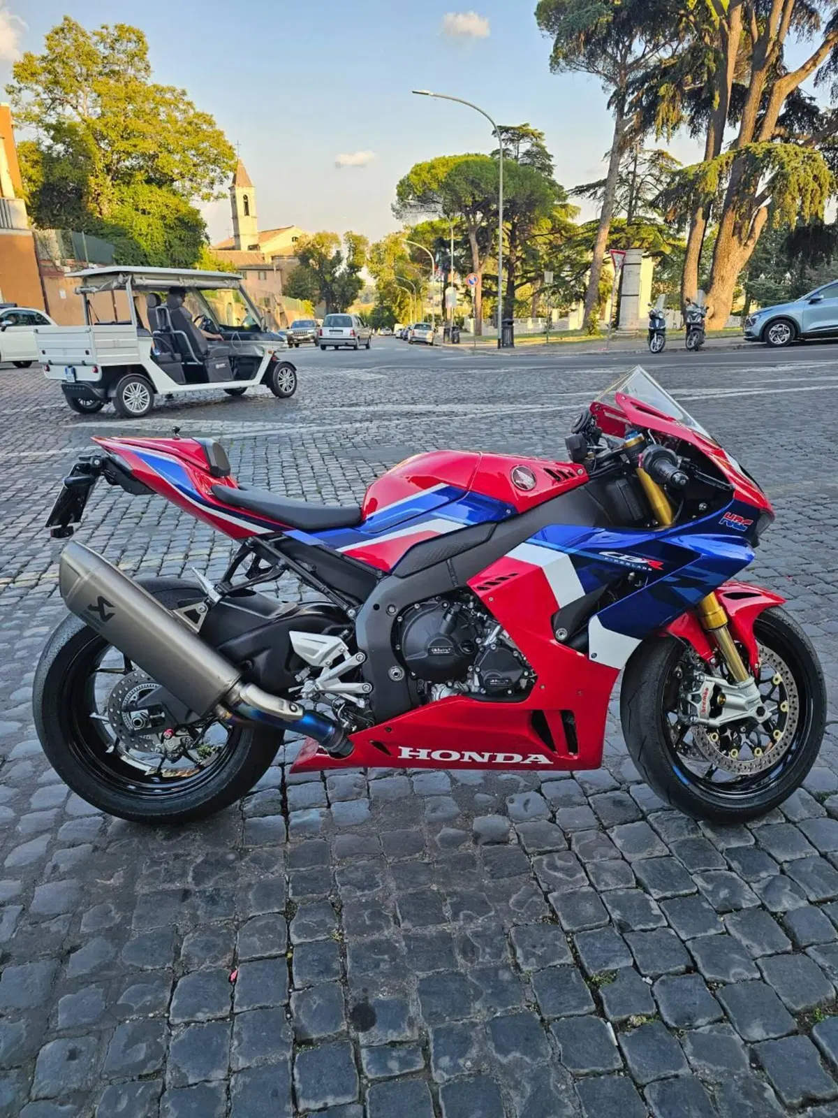 Honda CBR 1000 RR-R Fireblade SP (2020 - 21) (2)