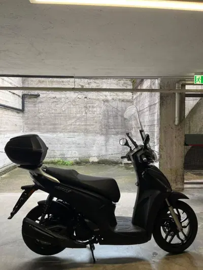 Kymco People 250 S usata