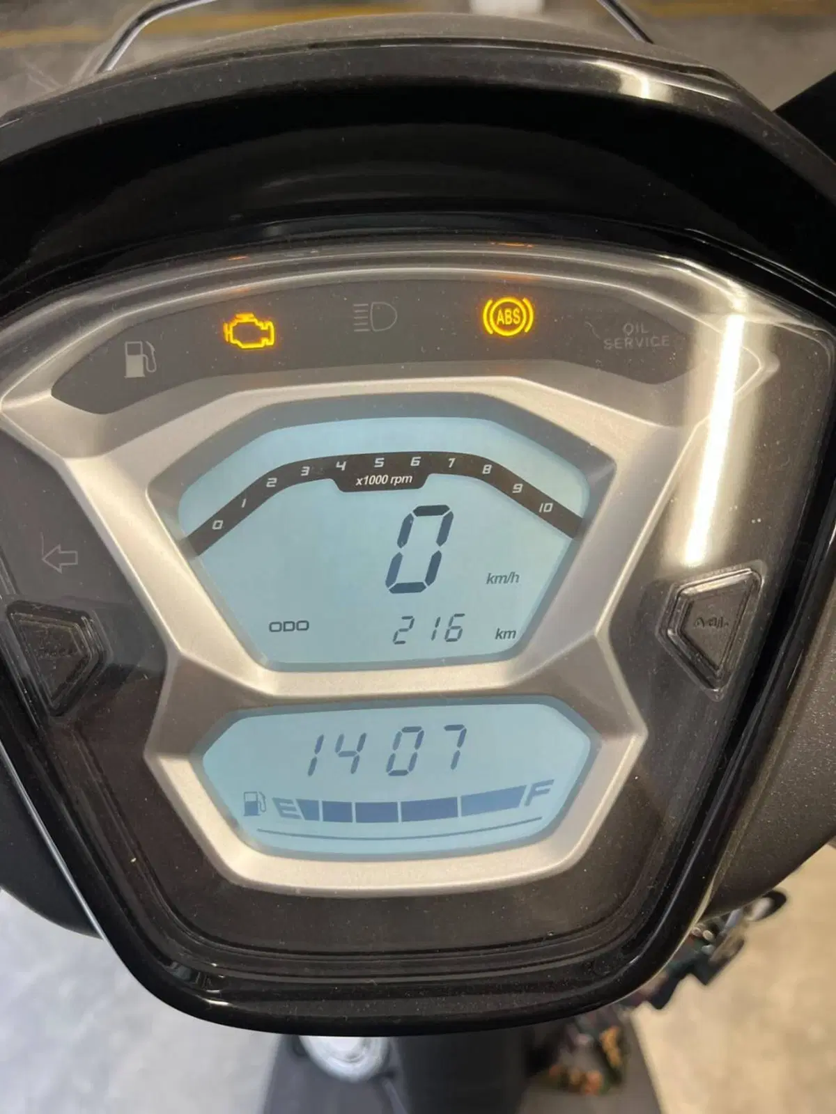 Kymco People 250 S (7)