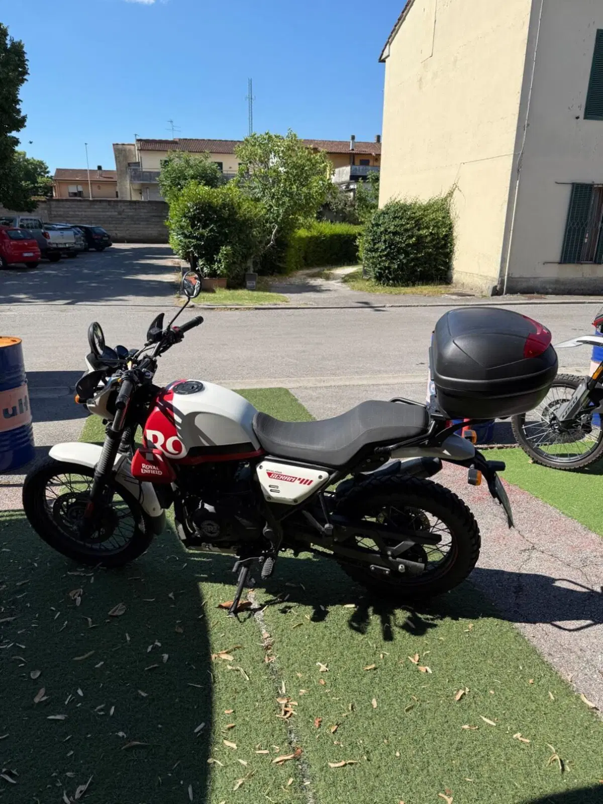 Royal Enfield Himalayan 411 (2021 - 24) (4)