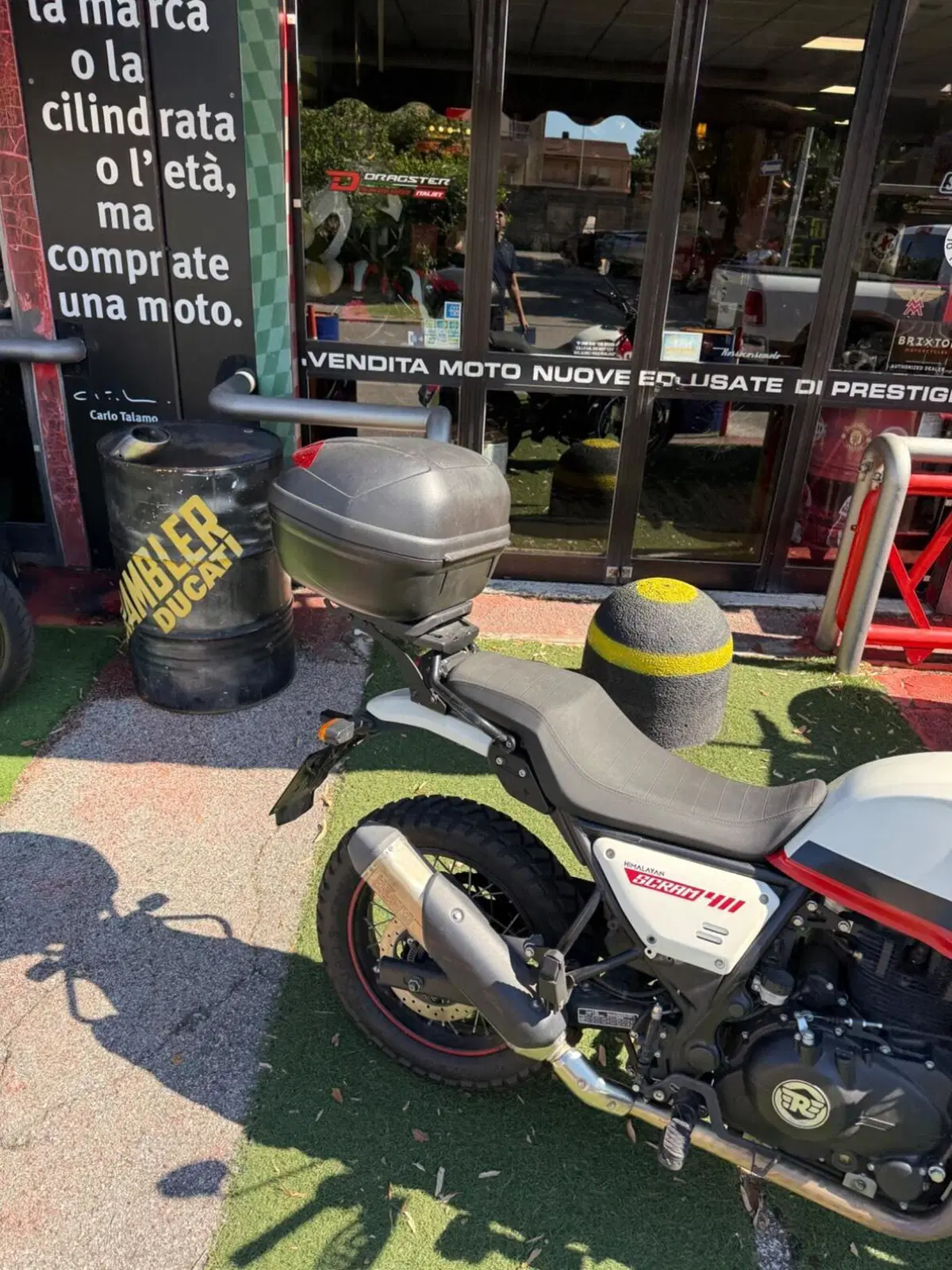 Royal Enfield Himalayan 411 (2021 - 24) (8)