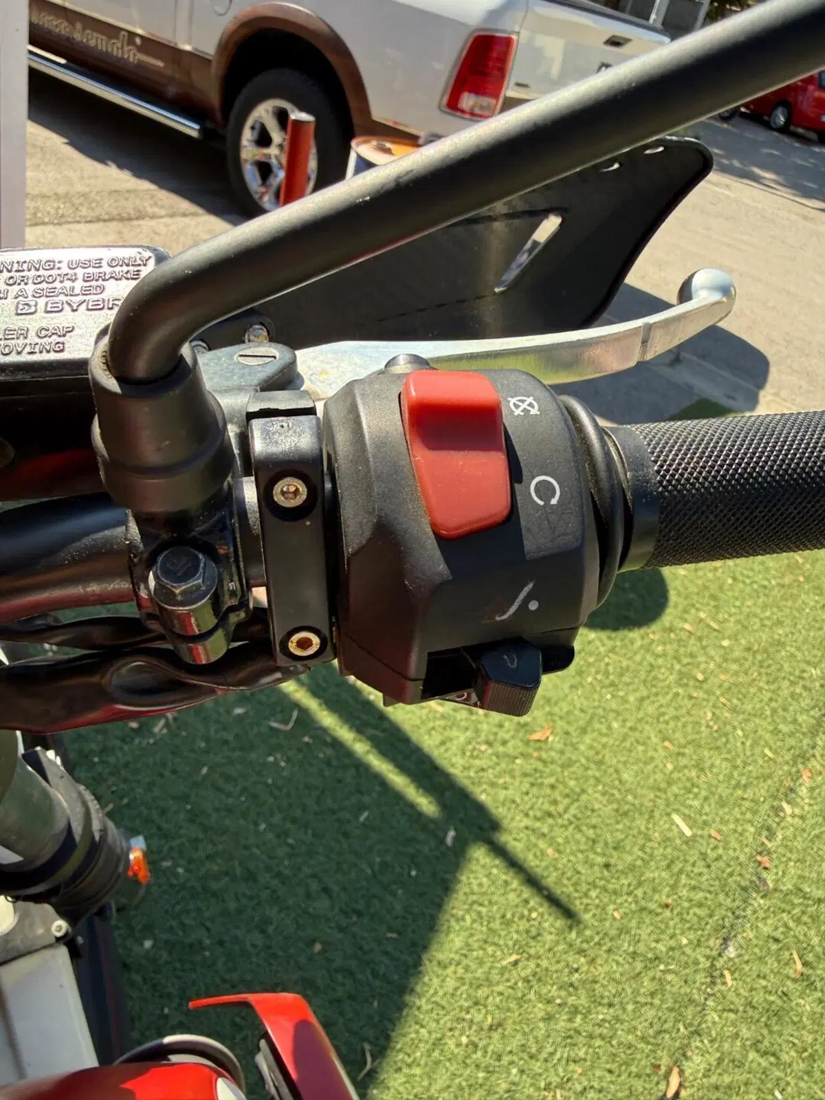 Royal Enfield Himalayan 411 (2021 - 24) (11)