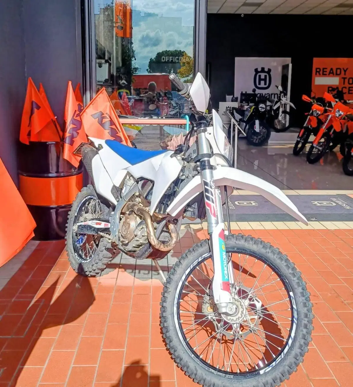 Husqvarna FE 250 (2022) (4)