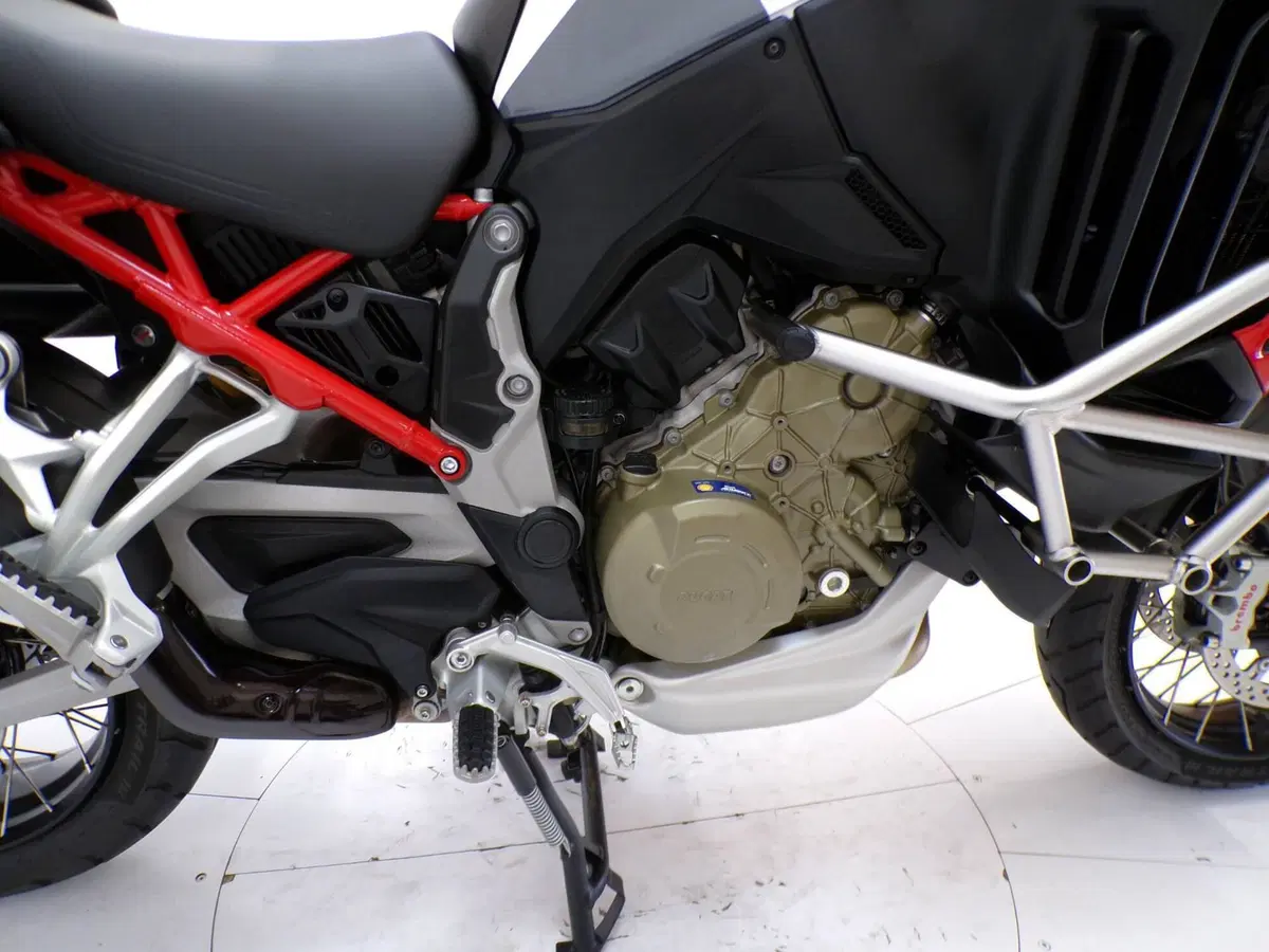 Ducati Multistrada V4 S (2021 - 24) (8)