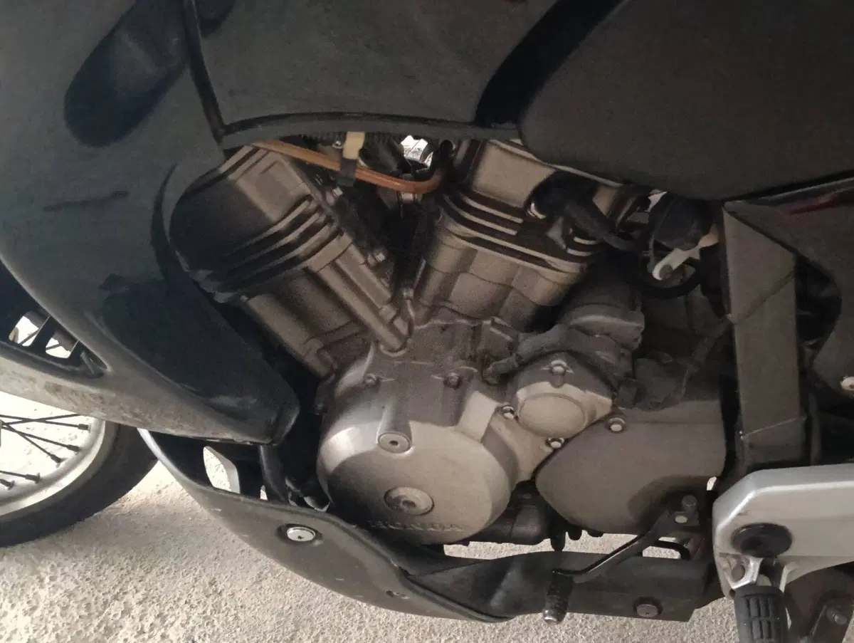 Honda Transalp XL 650V (2005 - 06) (3)
