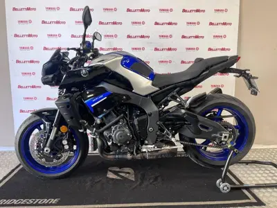 Yamaha MT-10 (2022 - 26) usata